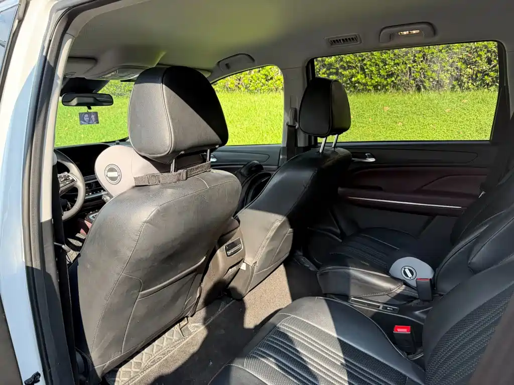 GAC Motor Trumpchi M6 — миниатюра 11