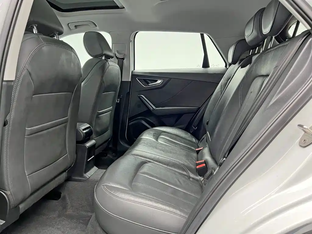 Audi Q2L — миниатюра 15