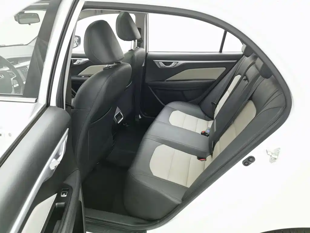 Geely Vision — миниатюра 15