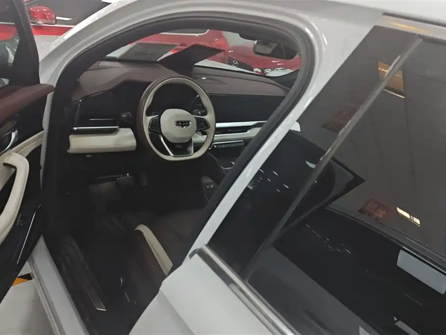 GEELY AUTOMOBILE XINGYUE L