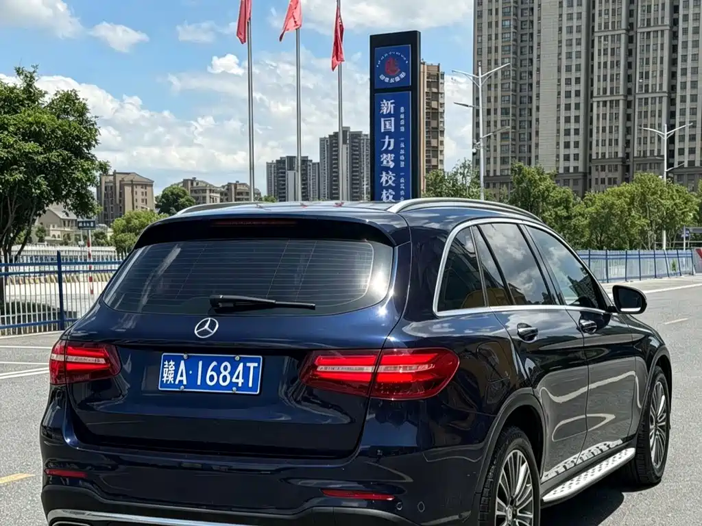 Mercedes-Benz GLC 2017 GLC 260 4MATIC