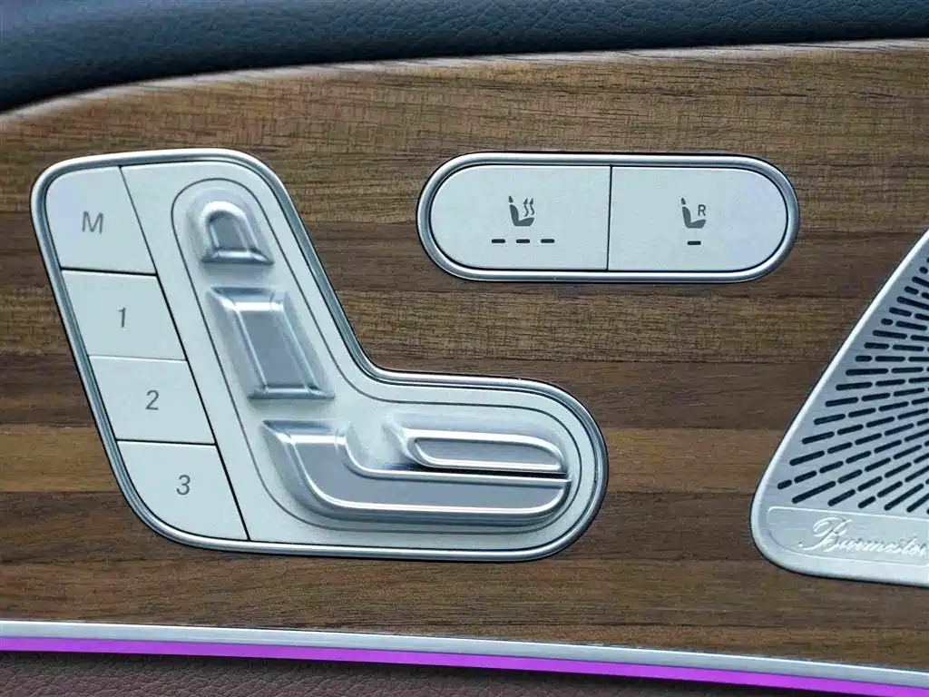 Mercedes-Benz GLE (Import) — миниатюра 11
