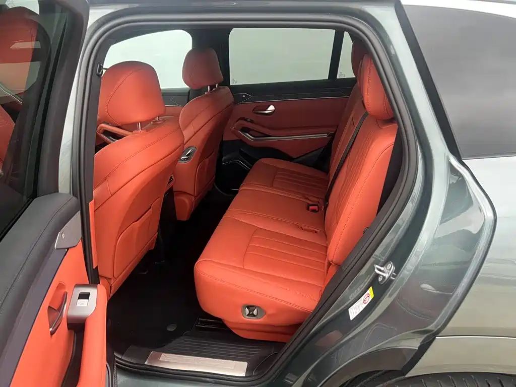 BYD Tang L — миниатюра 8