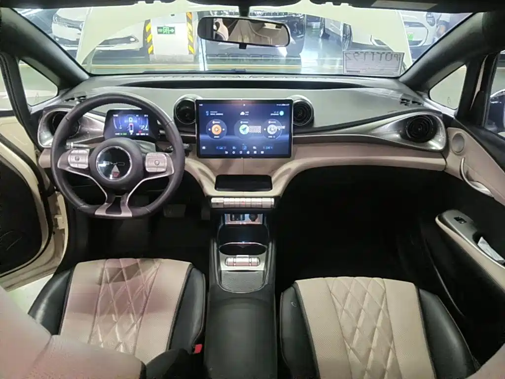 BYD Dolphin — миниатюра 10