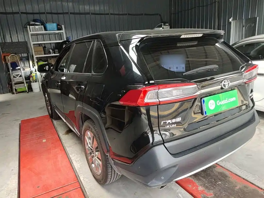 Toyota Wildlander — миниатюра 5