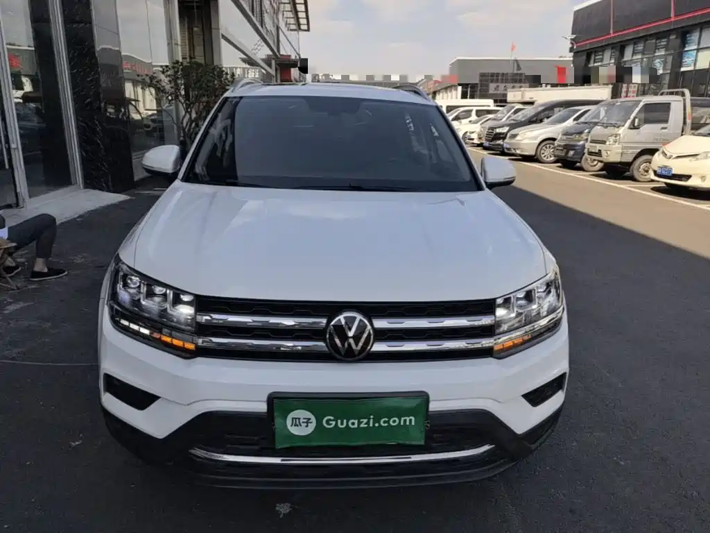 Volkswagen Tharu — миниатюра 3