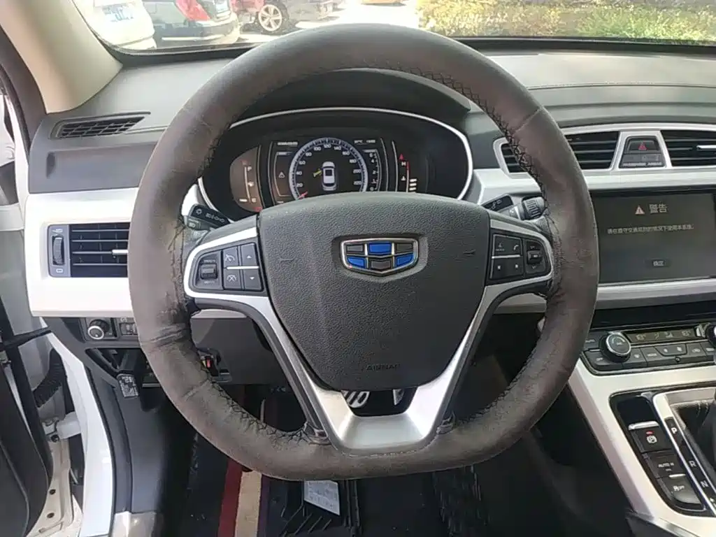 Geely Boyue — миниатюра 11