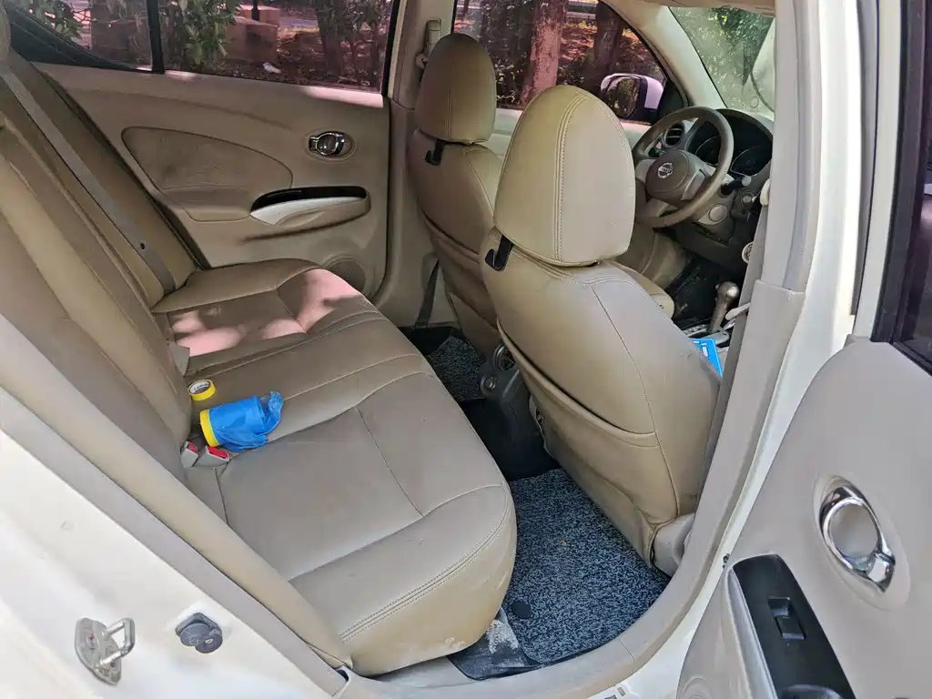 Nissan Sunny — миниатюра 7