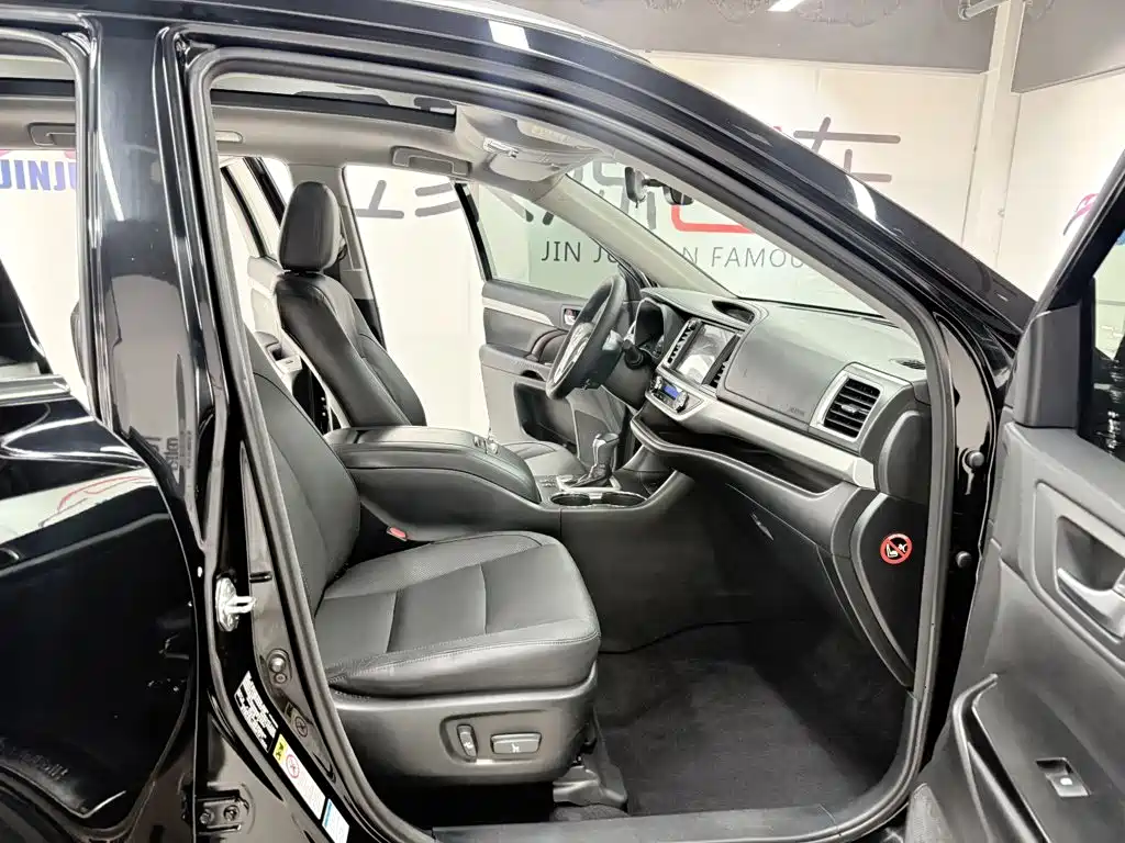 Toyota Highlander — миниатюра 15