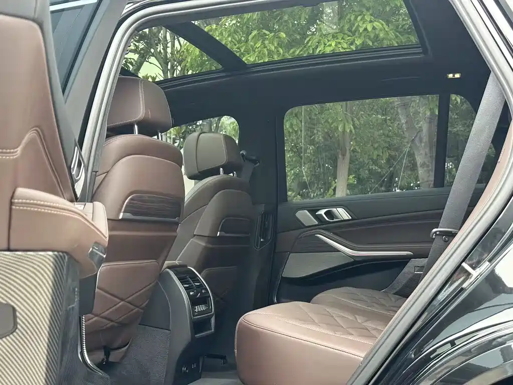 BMW X5 2022 xDrive 40Li M Sport