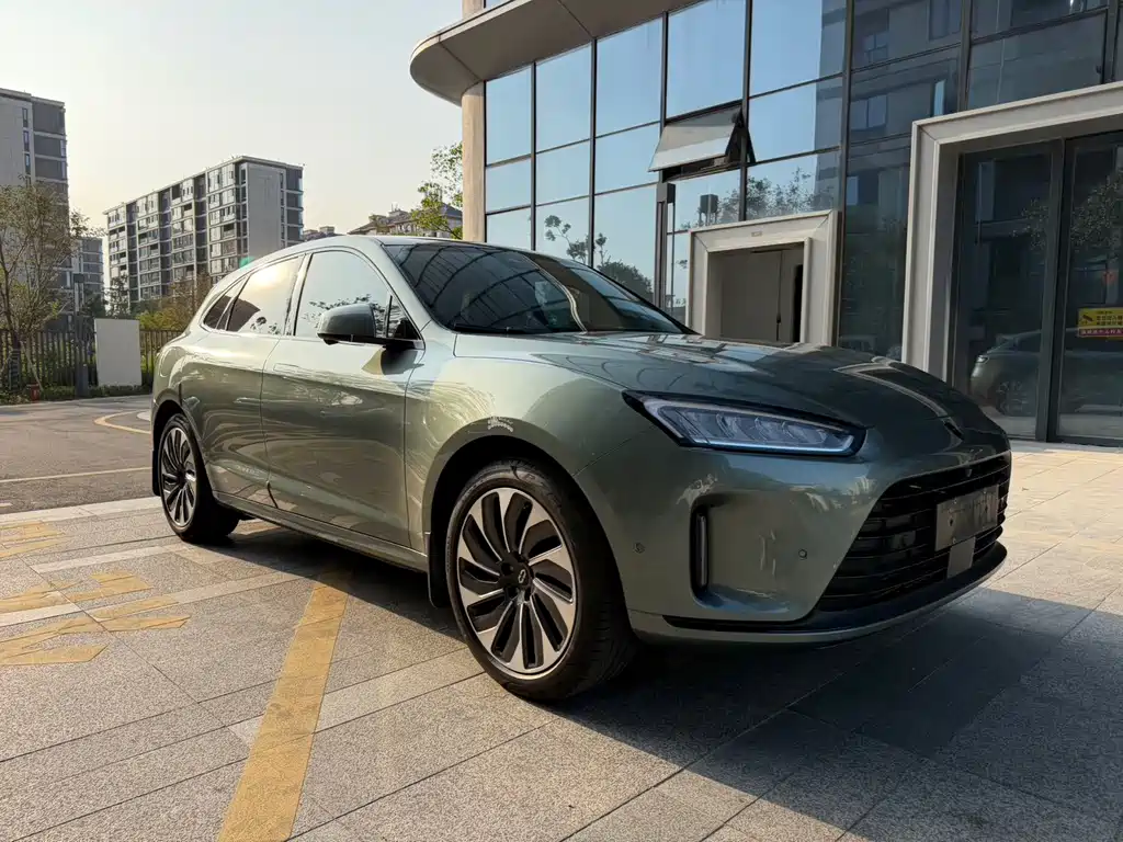 AITO AITO M5 — миниатюра 3