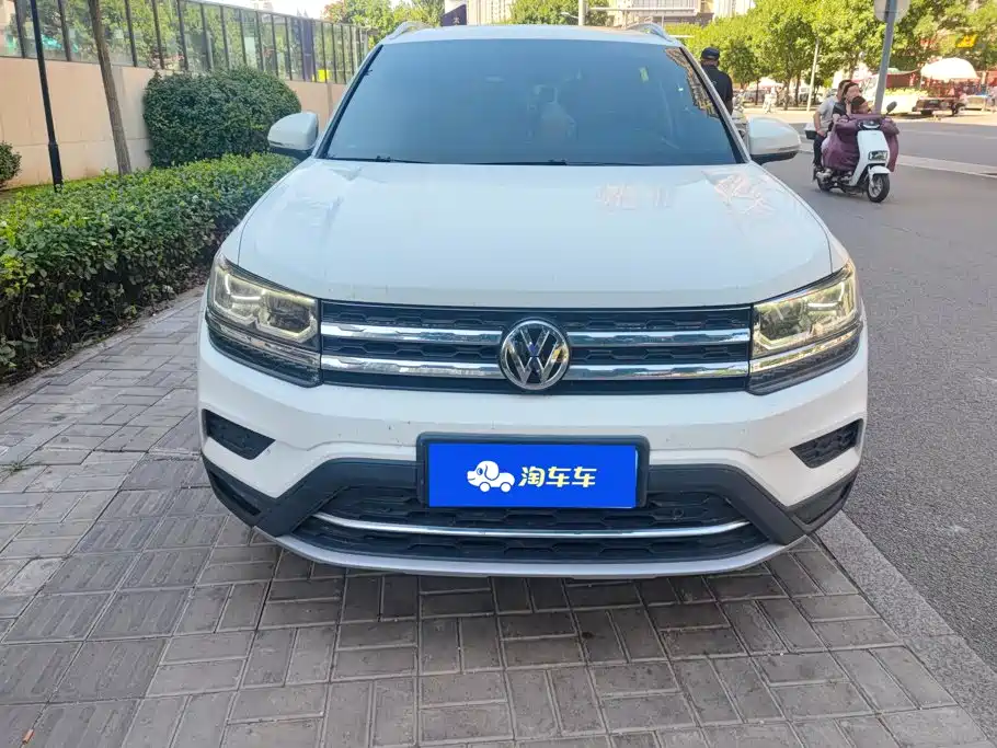 Volkswagen Tharu — миниатюра 2