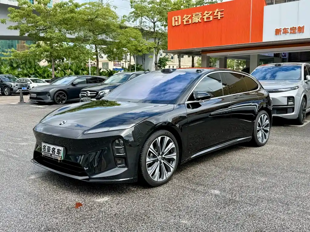 NIO ET5T