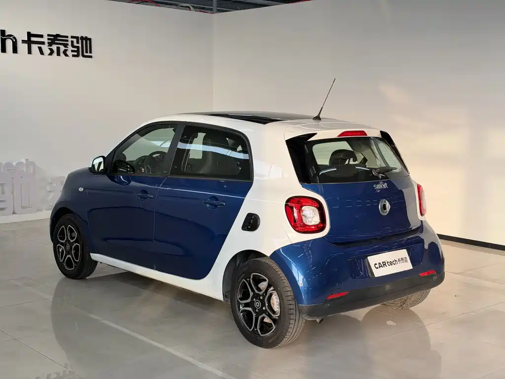 smart Smart Forfour — миниатюра 7