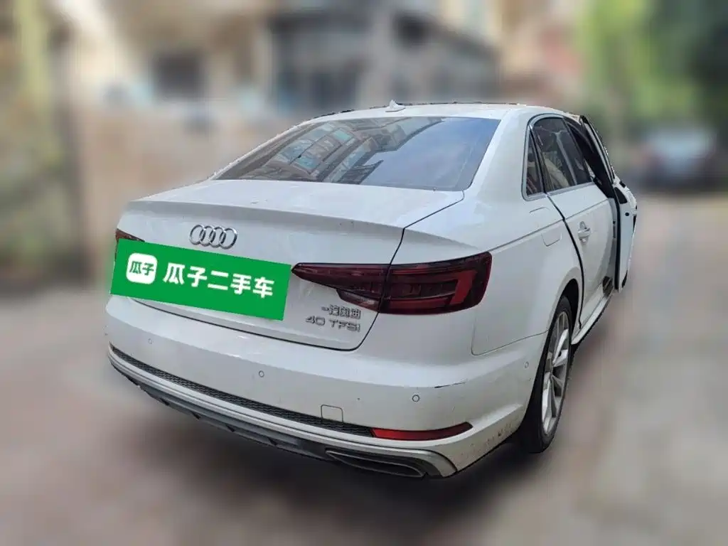 Audi A4L — миниатюра 4