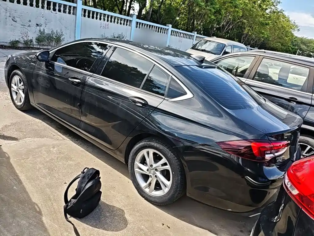 Buick Regal — миниатюра 5