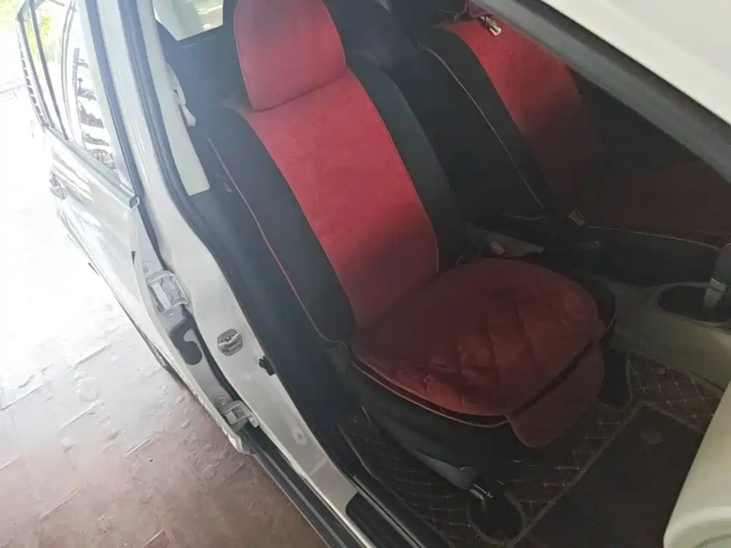 Venucia R50 — миниатюра 25