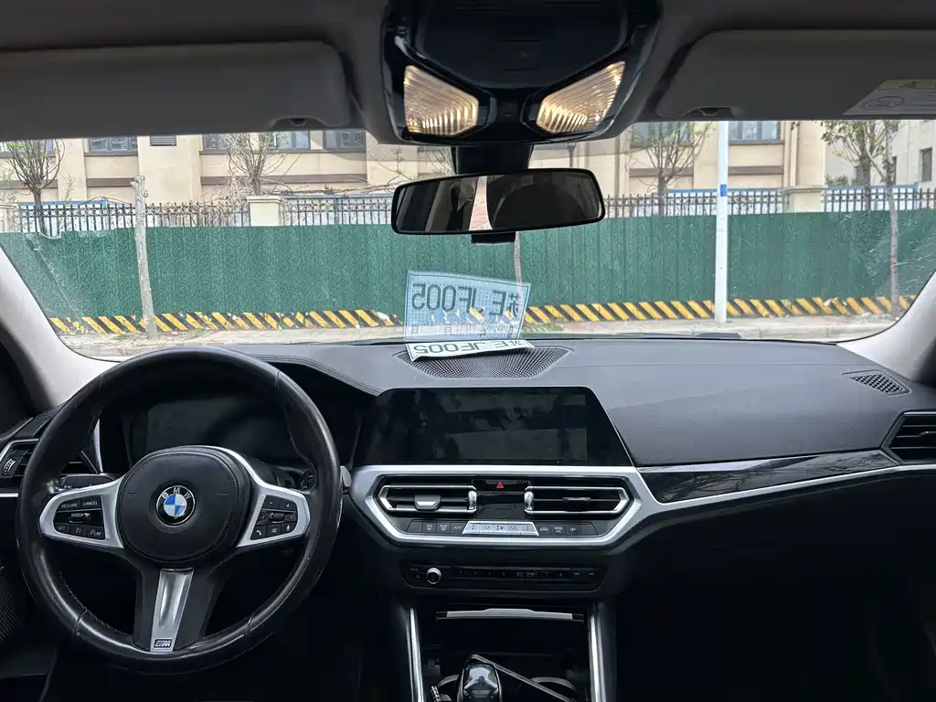 BMW 3 Series — миниатюра 6