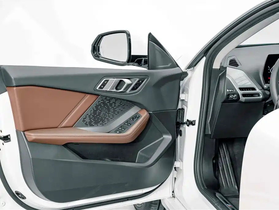 BMW 2 Series — миниатюра 14