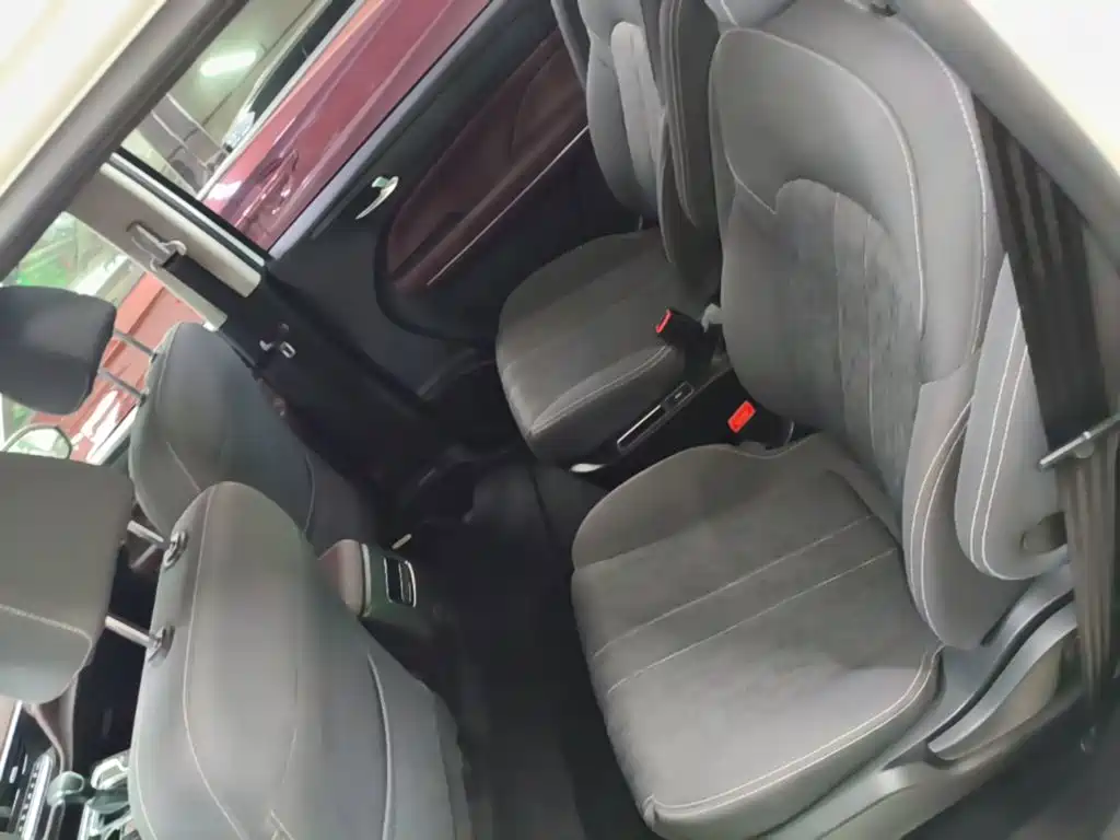 GAC Motor Trumpchi M6 — миниатюра 17