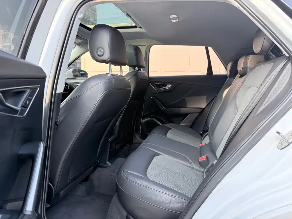 Audi Q2L — миниатюра 6