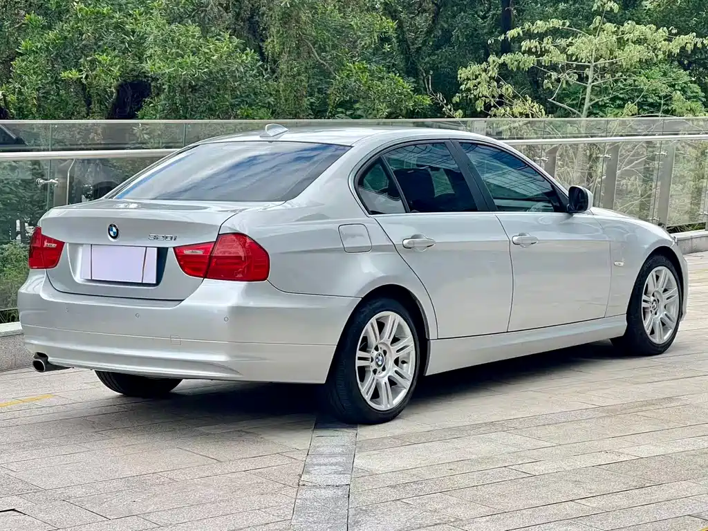 BMW 3 Series — миниатюра 5