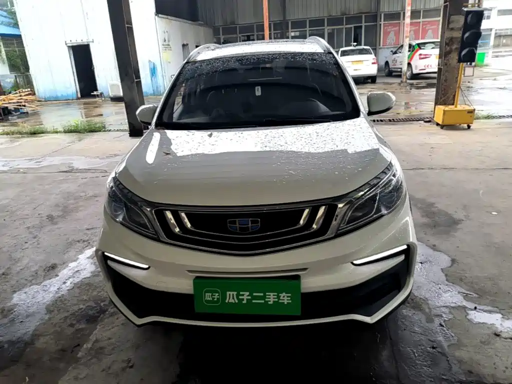 Geely Vision X3 — миниатюра 3