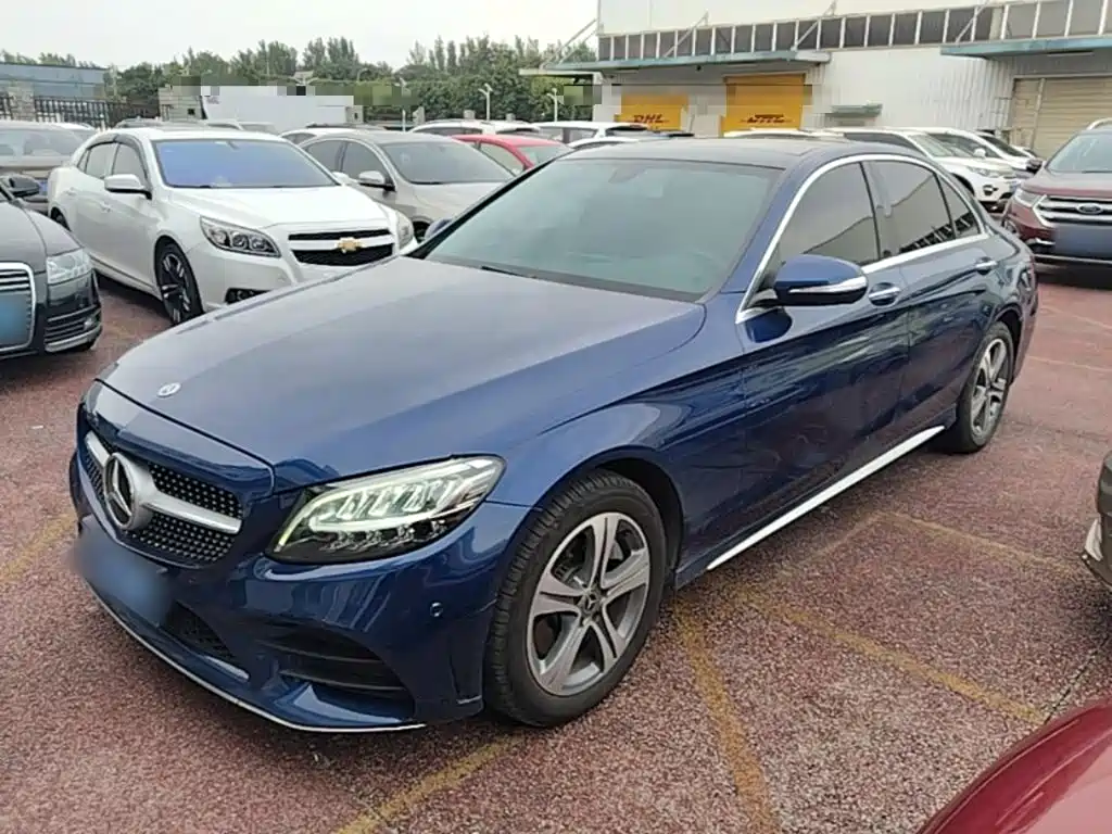 Mercedes-Benz C-Class — миниатюра 2