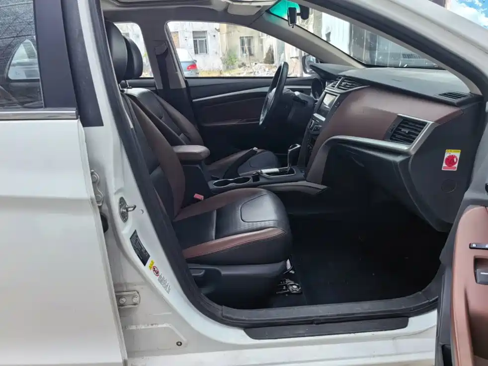 BYD G5 — миниатюра 25