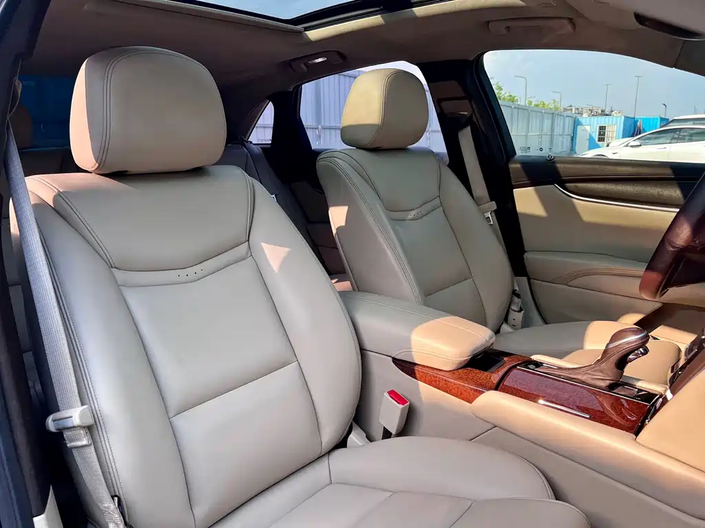 Cadillac XTS — миниатюра 17