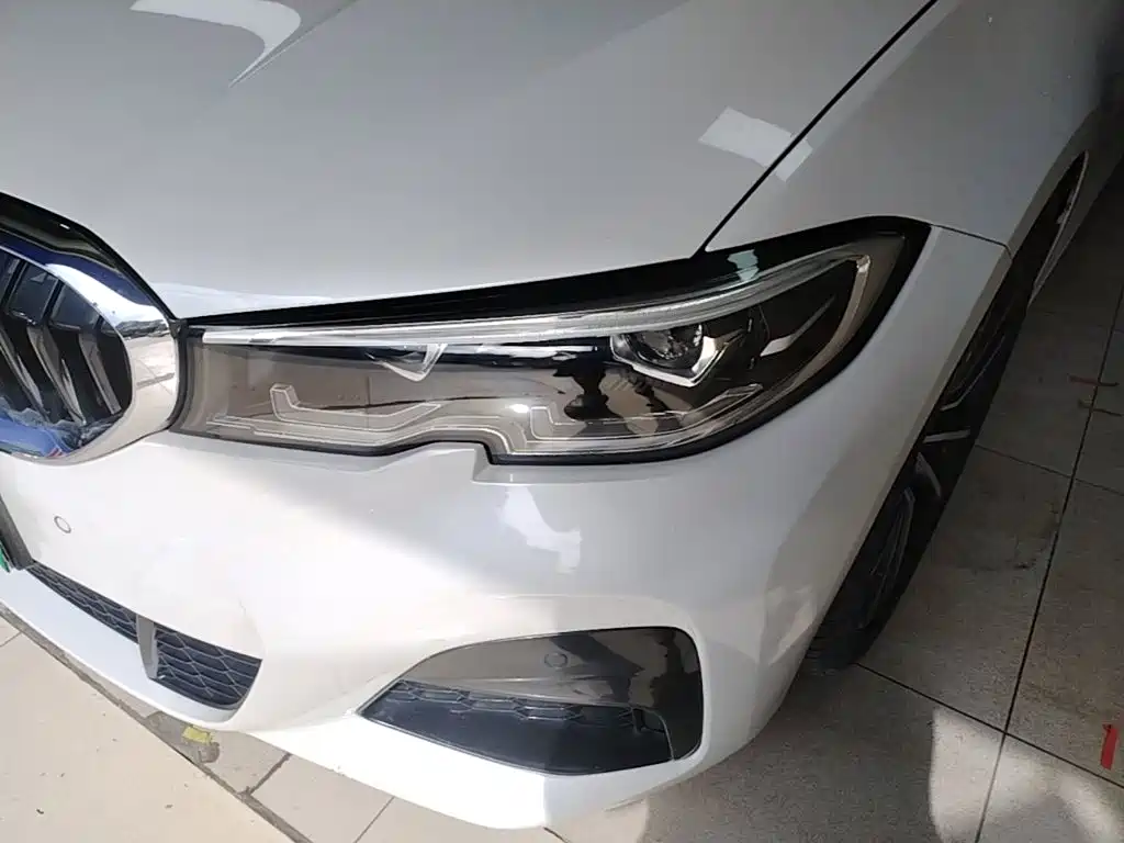 BMW 3 Series — миниатюра 24
