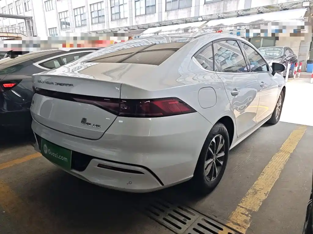 BYD Qin Plus PLUS 2023 Champion DM-i 55KM Lead