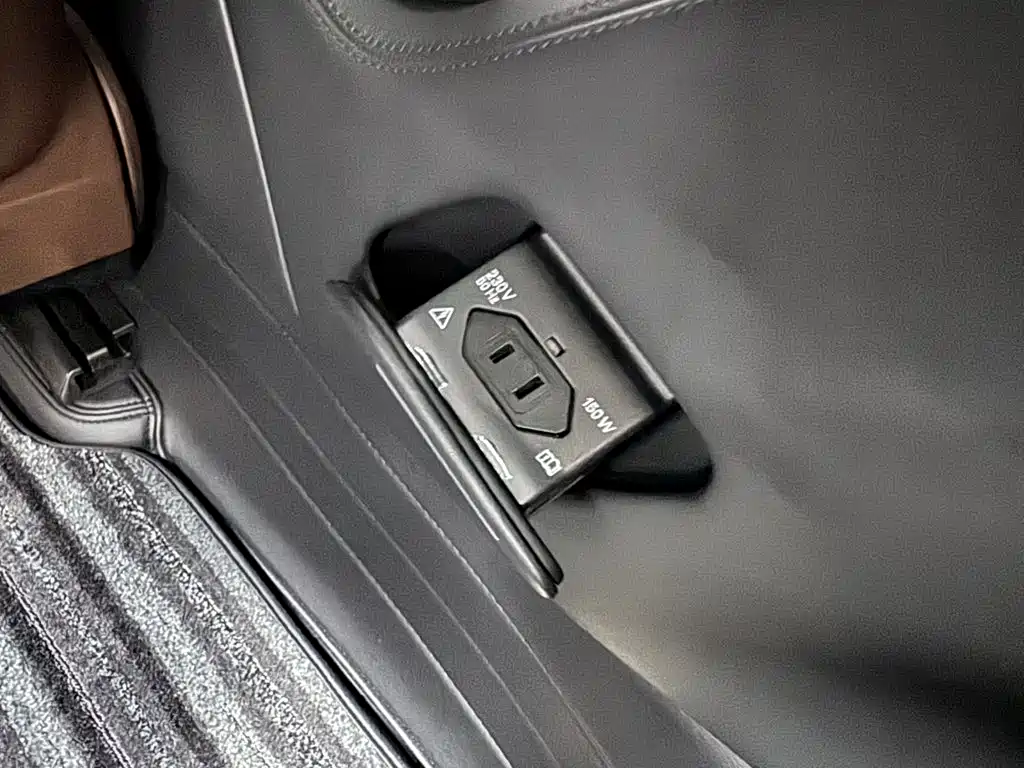 Audi A8 — миниатюра 21