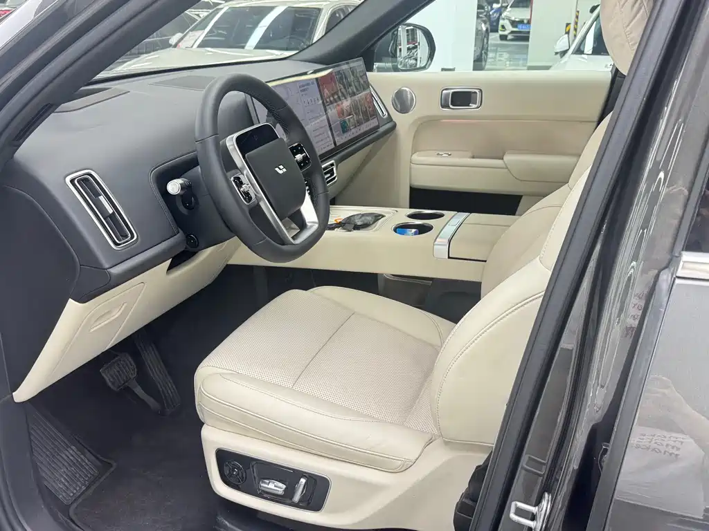 Li Auto Li L8 — миниатюра 4