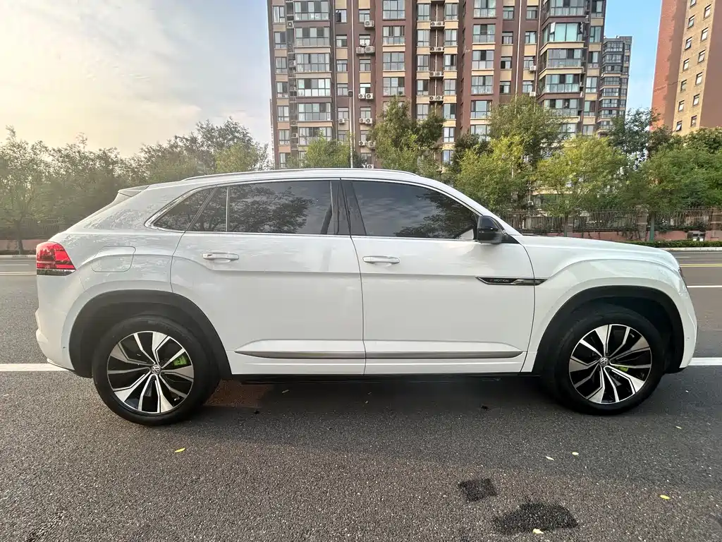 Volkswagen Teramont — миниатюра 5
