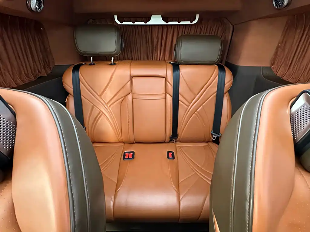 Ford Tourneo — миниатюра 10