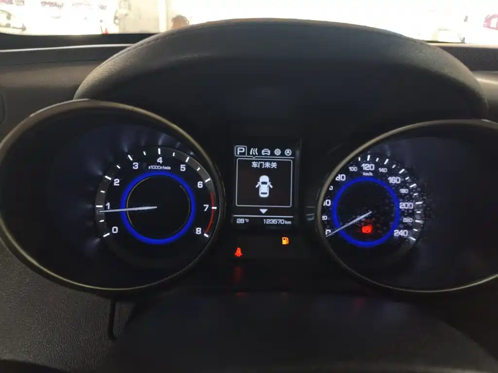 Changan CS35 — миниатюра 12
