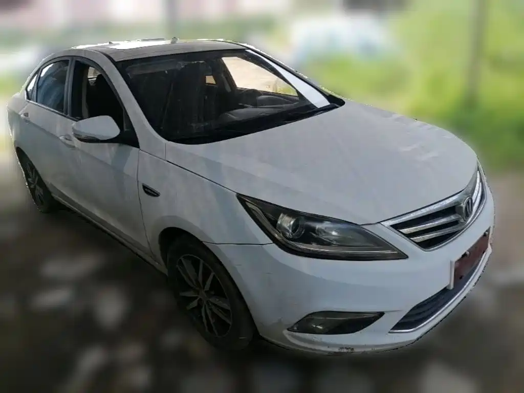 Changan Eado — миниатюра 7