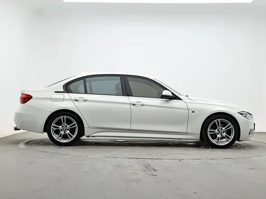 BMW 3 Series — миниатюра 5