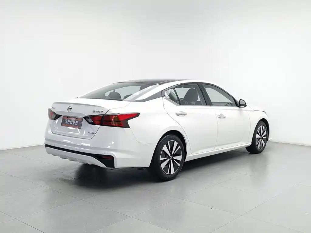 Nissan Teana — миниатюра 2