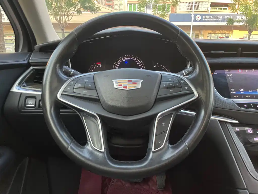 Cadillac XT5 — миниатюра 14