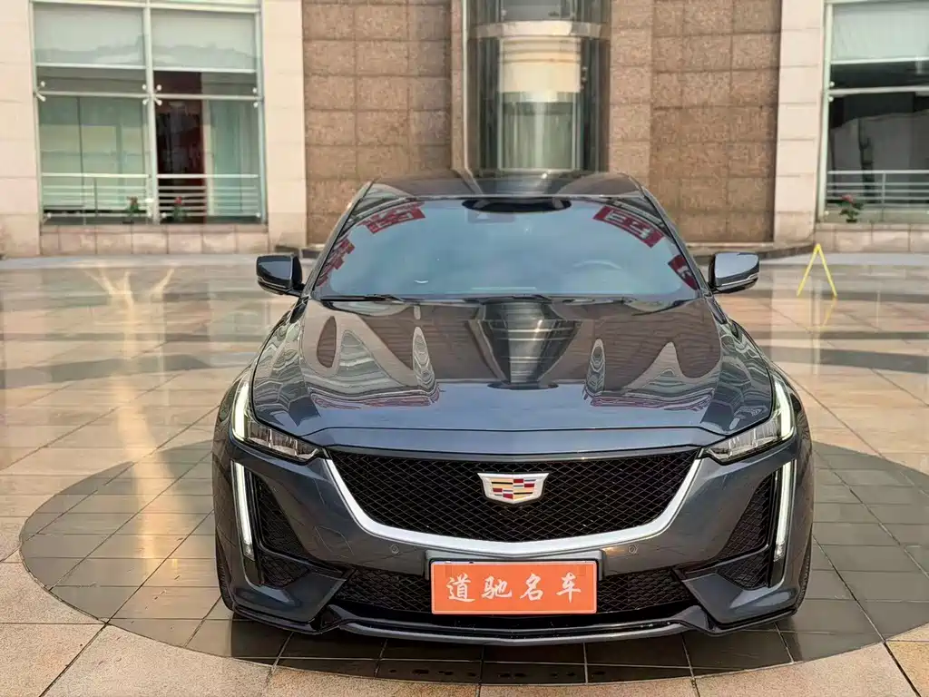 Cadillac CT5 — миниатюра 2