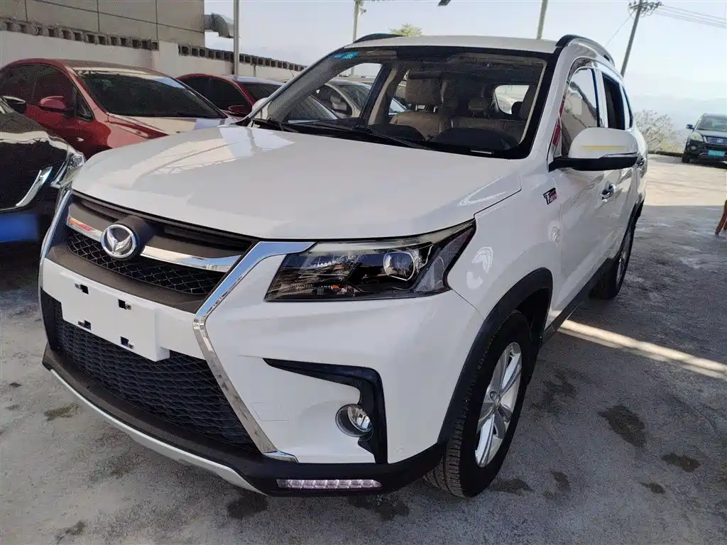 BAIC HUANSU BAIC MAGIC SPEED S5
