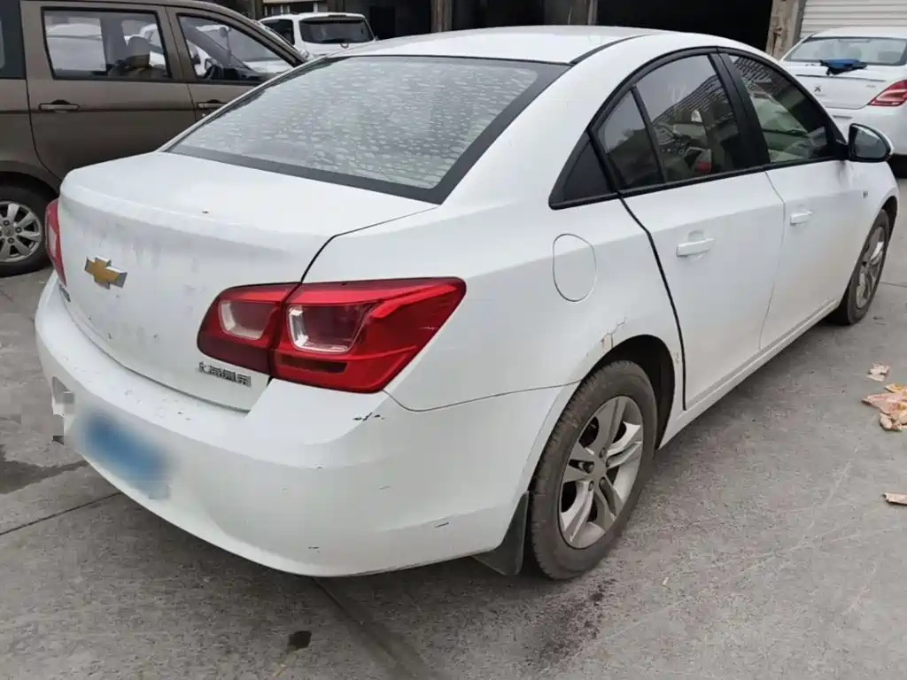 Chevrolet Cruze — миниатюра 7