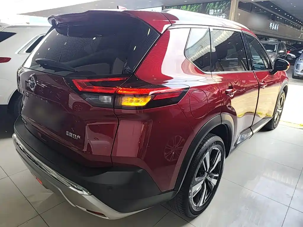 Nissan X-Trail — миниатюра 7