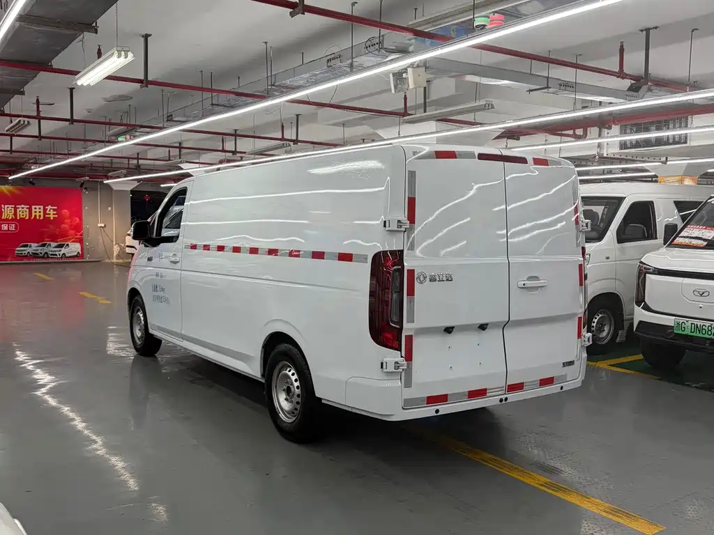 Dongfeng 东风福瑞通 — миниатюра 7