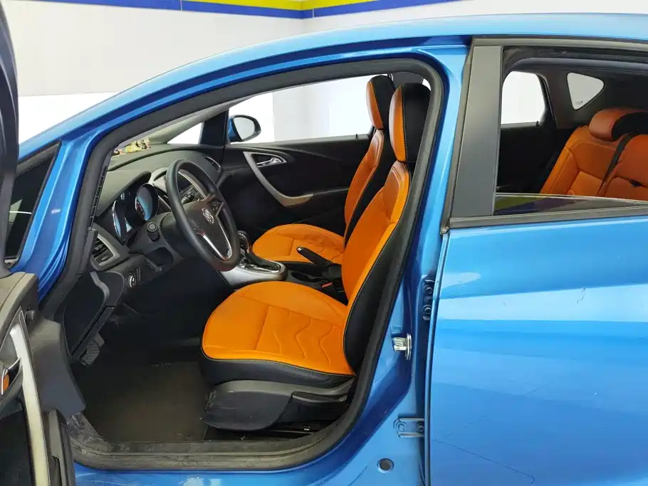 Buick Excelle — миниатюра 9
