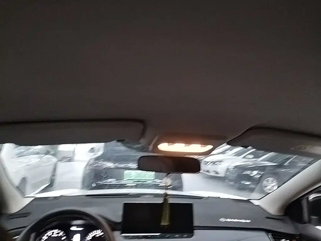 Nissan Qashqai — миниатюра 18