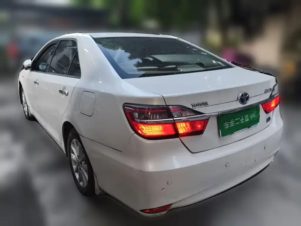 Toyota Camry — миниатюра 25