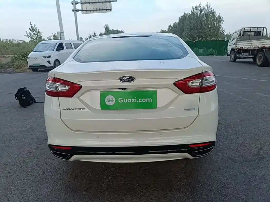 Ford Mondeo — миниатюра 6
